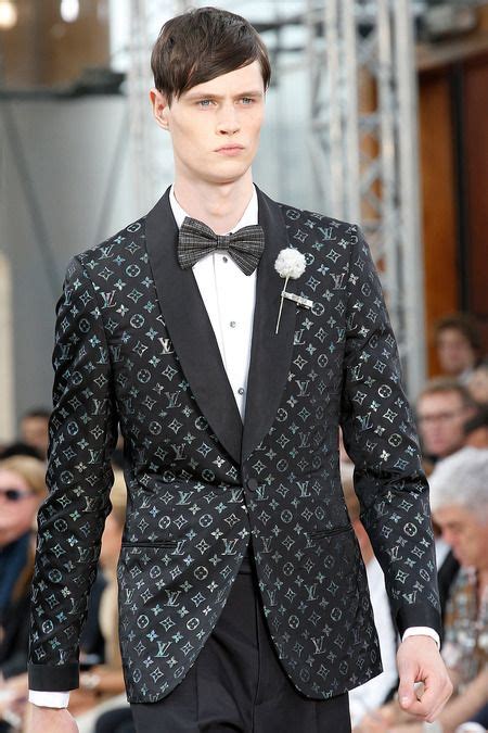 louis vuitton night suit|louis vuitton men's suits price.